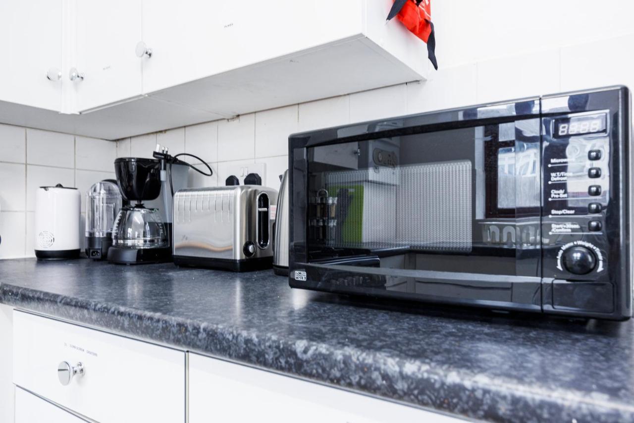 Lovely 2 Bd Hse With Parking Near Excel Londen Buitenkant foto