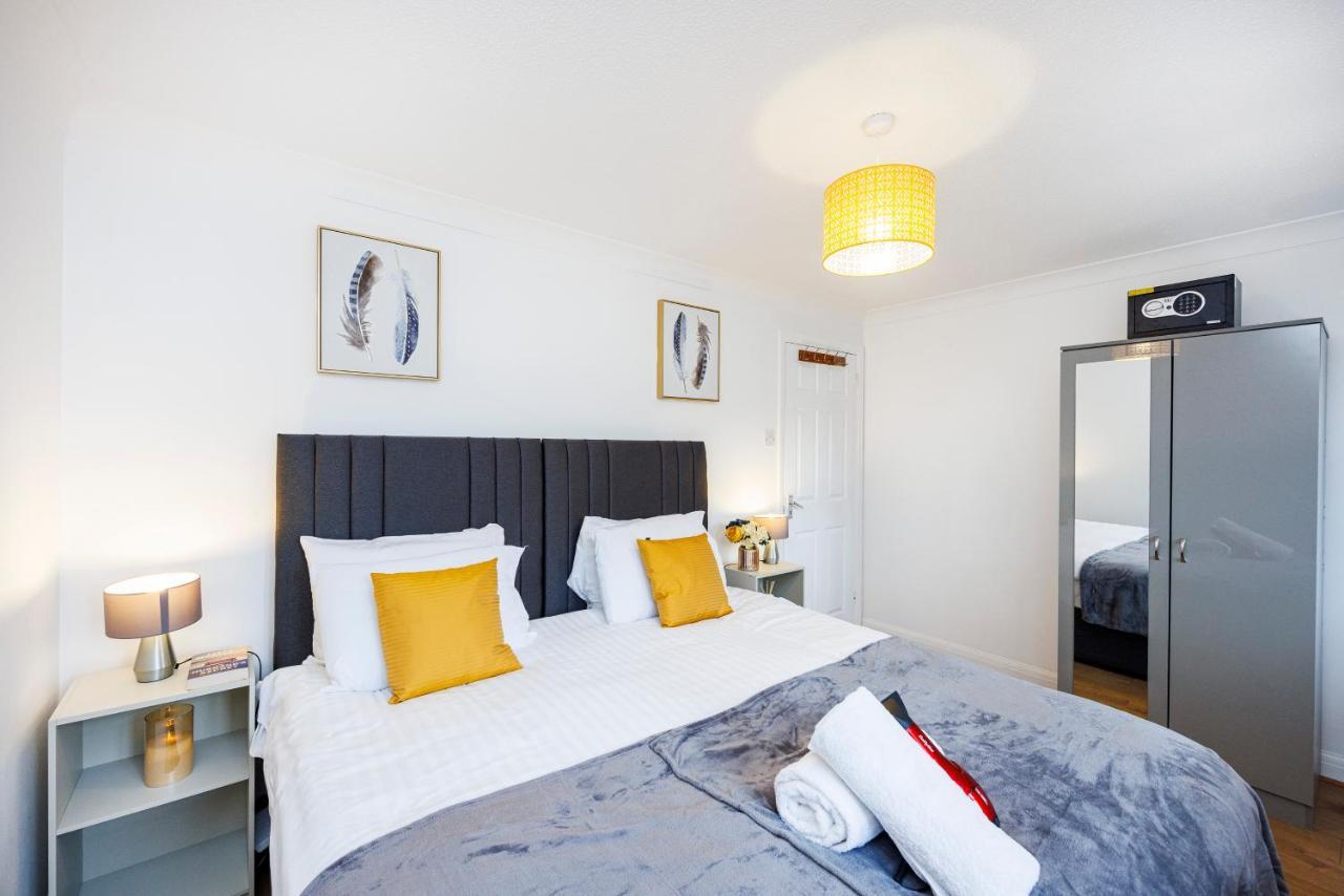 Lovely 2 Bd Hse With Parking Near Excel Londen Buitenkant foto